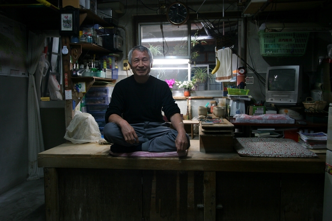 Hattori Koji-San, a master potter in central Kyoto