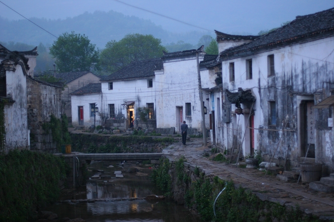 Zhaji : a hamlet that has kept its soul